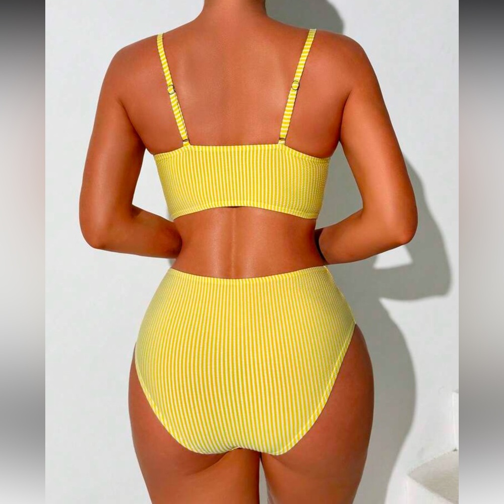 SHEIN Yellow Ruffle Bikini Set - Picture 2 of 5